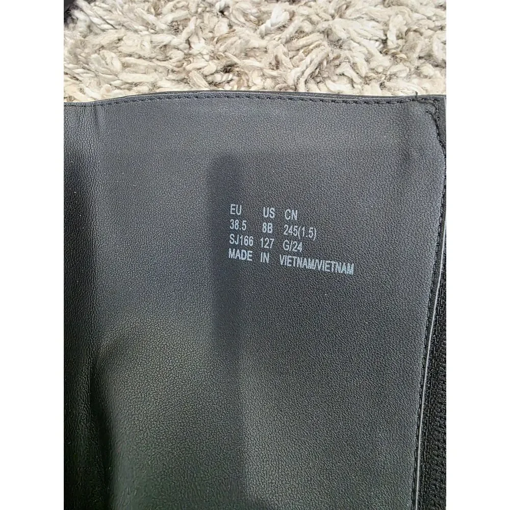 NWOT Stuart Weitzman Bridget Zip Leather Knee High Boots Black Size 8